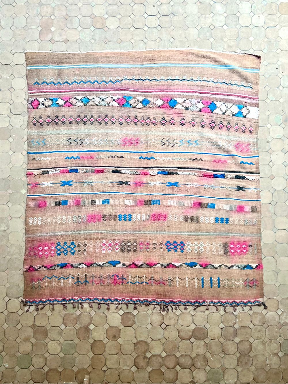 Moroccan Flatweave Rug 190x165cm