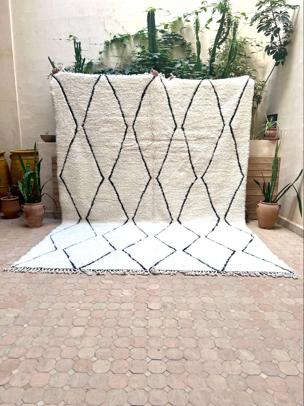 Moroccan Diamond Rug 340x250cm