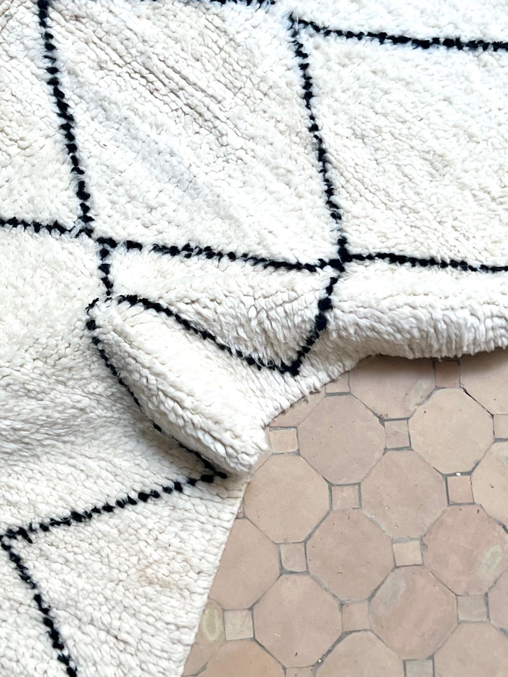 Moroccan Diamond Rug 255x165cm