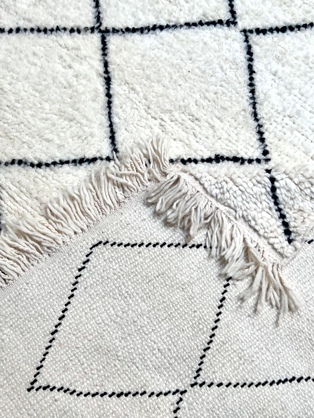 Moroccan Diamond Rug 255x165cm