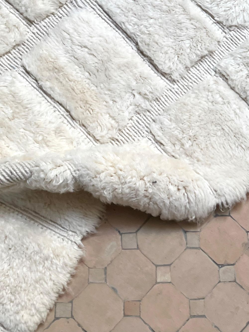 Moroccan Cloud Rug 225x180cm