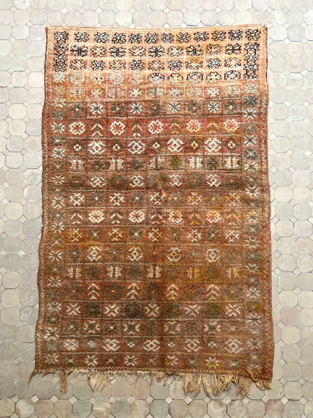 Moroccan Vintage Boujaad Rug 200x125cm
