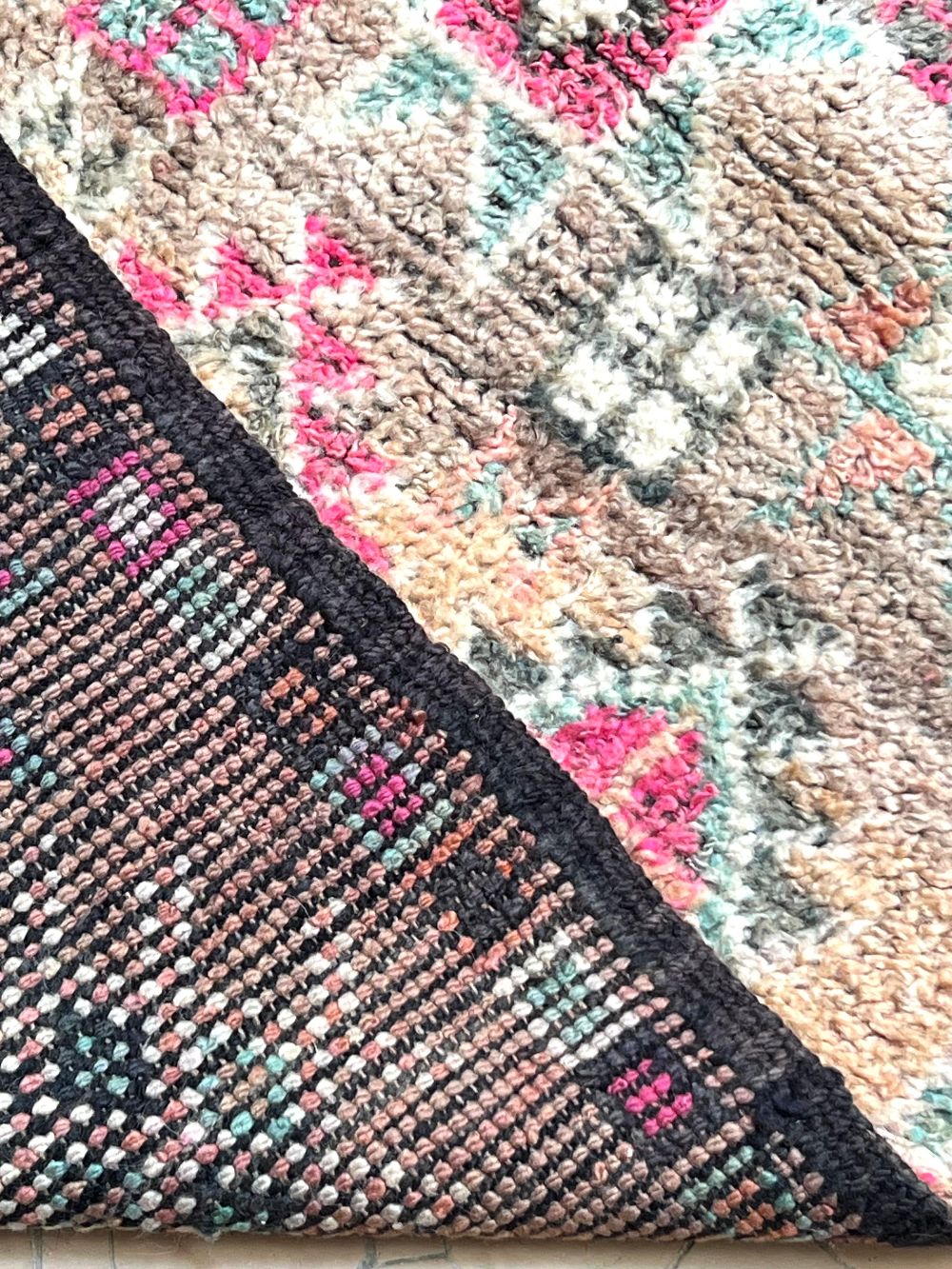 Moroccan Vintage Boujaad runner Rug 310x100cm