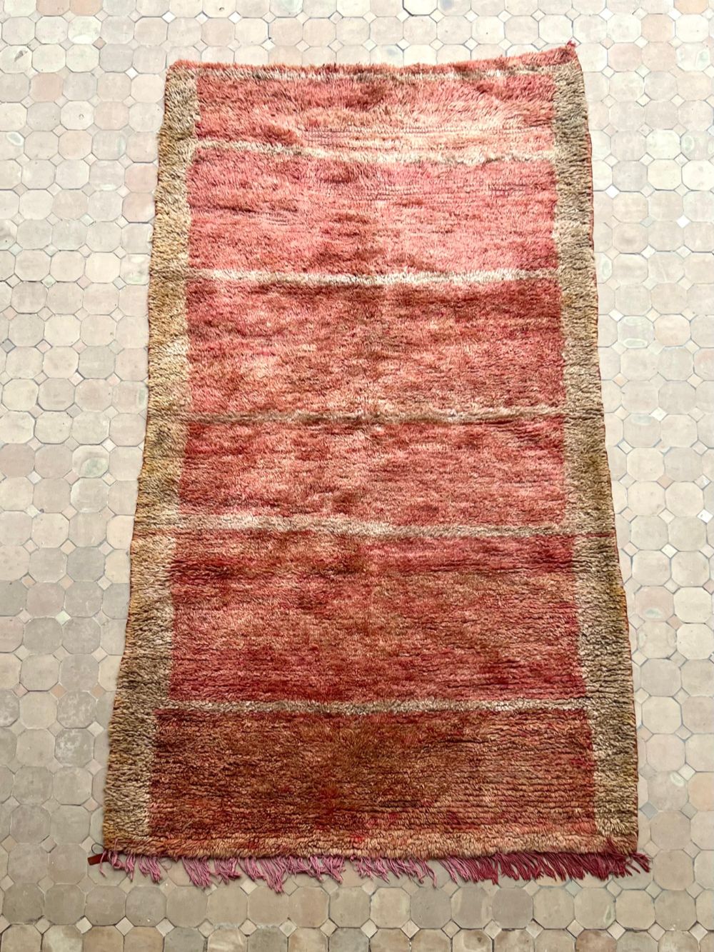 Marokkolainen vintage yksivärinen matto 230x120cm