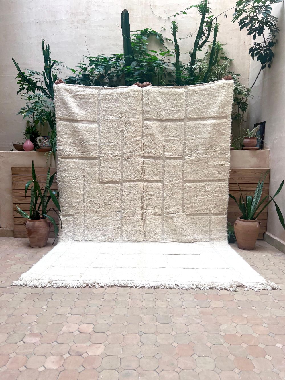 Marokkolainen valkoinen matto 285x200cm