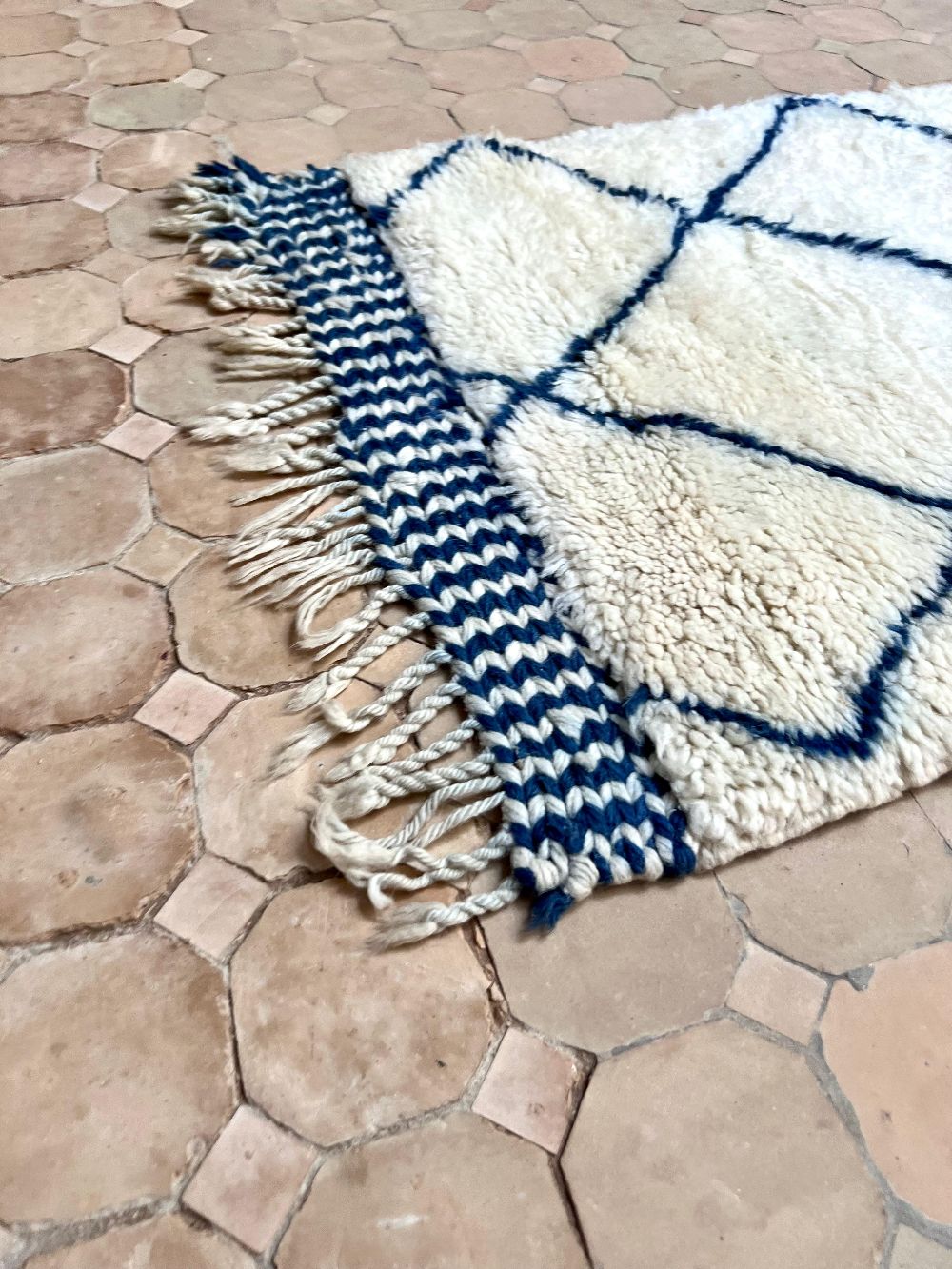 Marokkolainen Mrirt matto 140x60cm