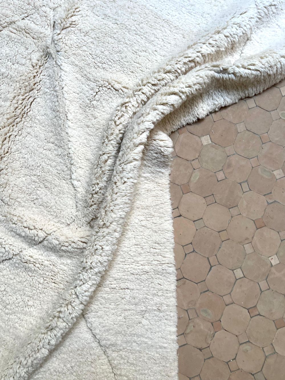 Moroccan All White Rug 285x205cm