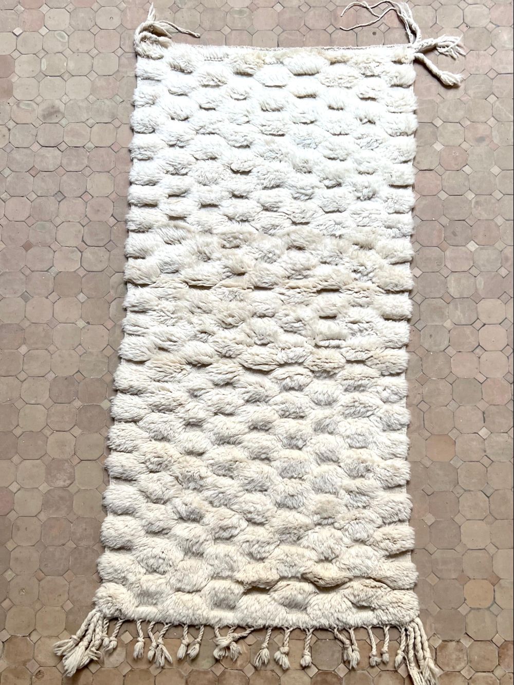 Moroccan All White Rug 220x100cm