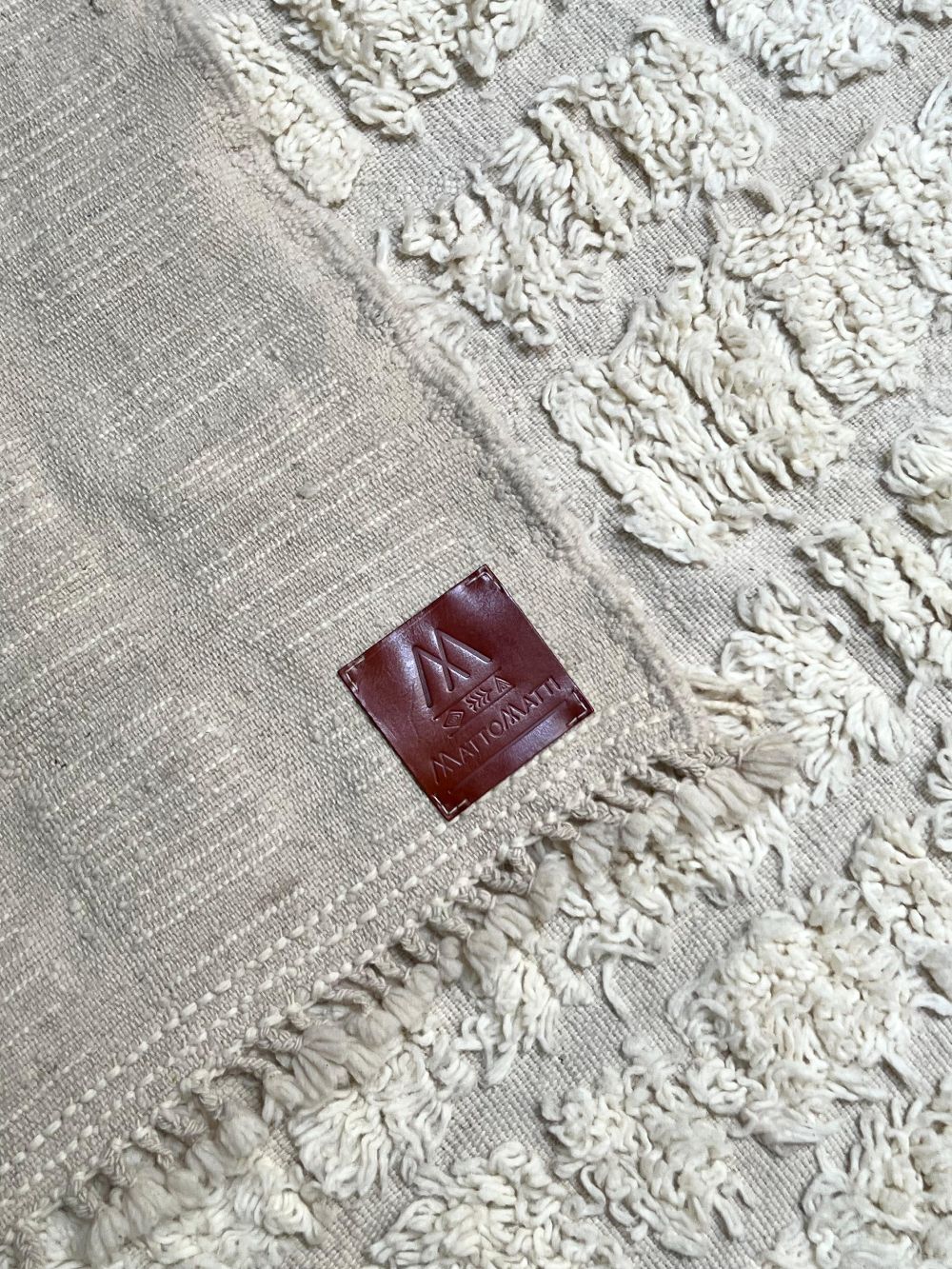 Marokkolainen valkoinen matto 220x145cm