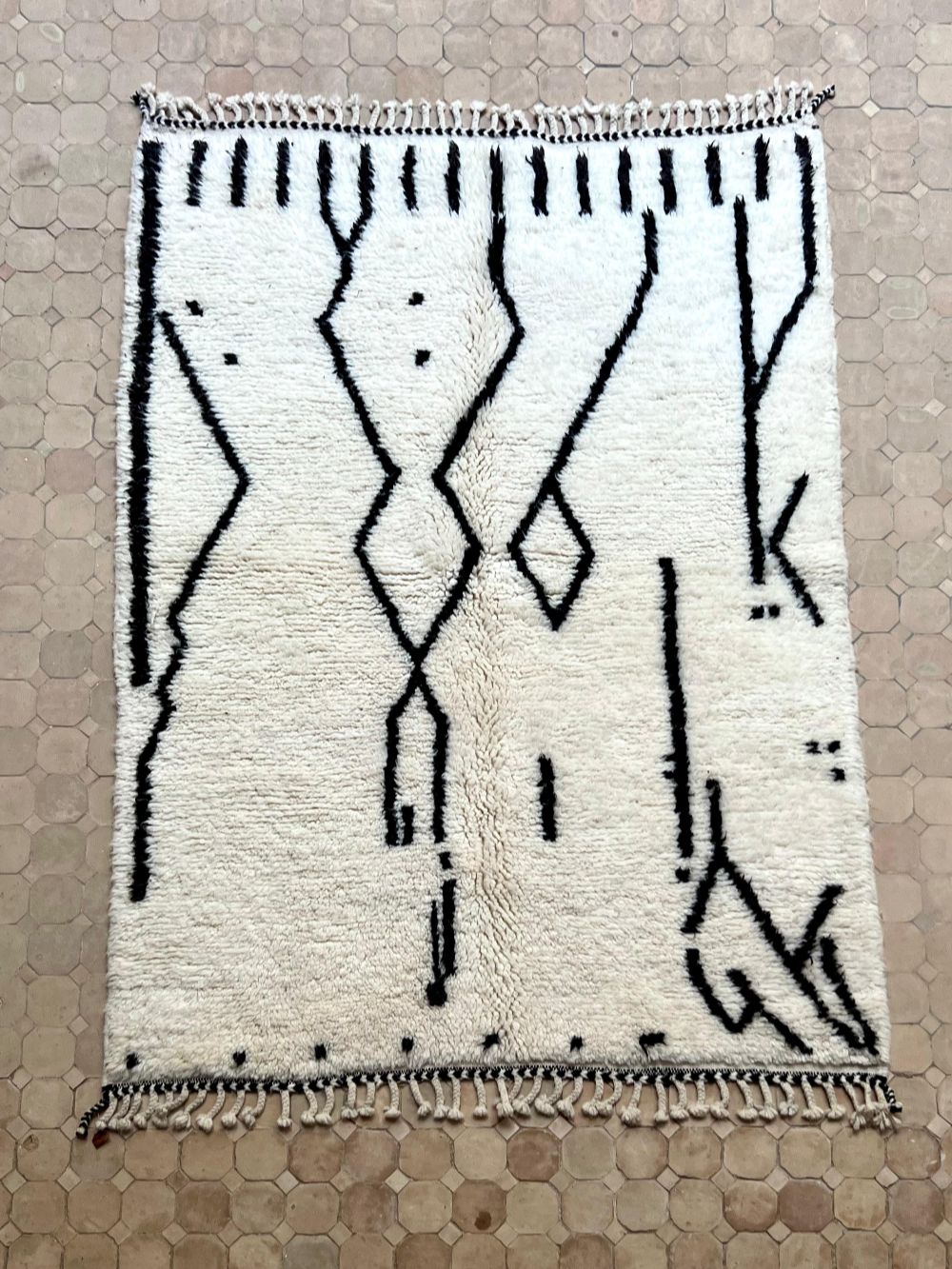 Marokkolainen Azilal-matto 200x145cm