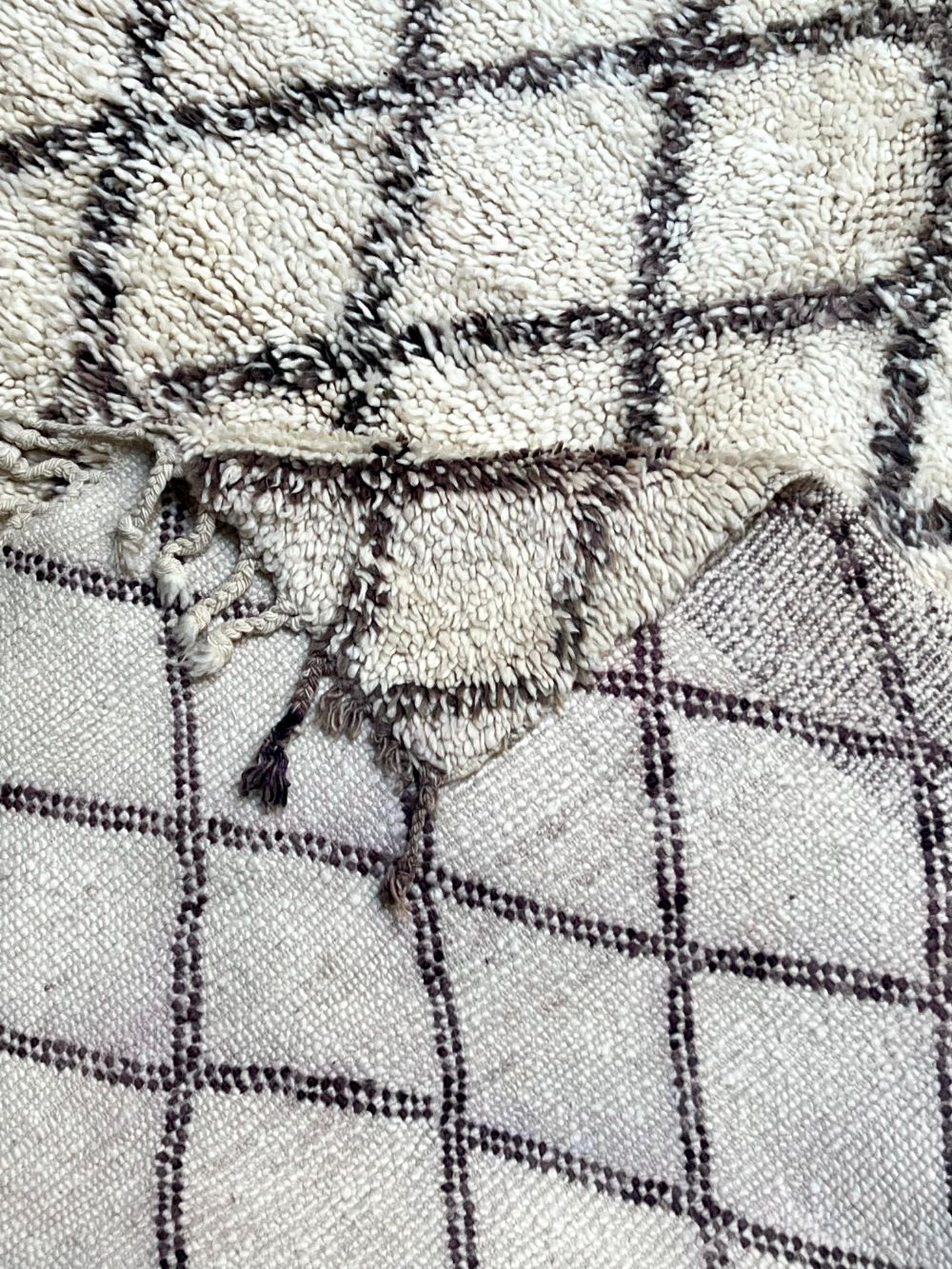 Marokkolainen vintage Beni Ouarain matto 270x175cm