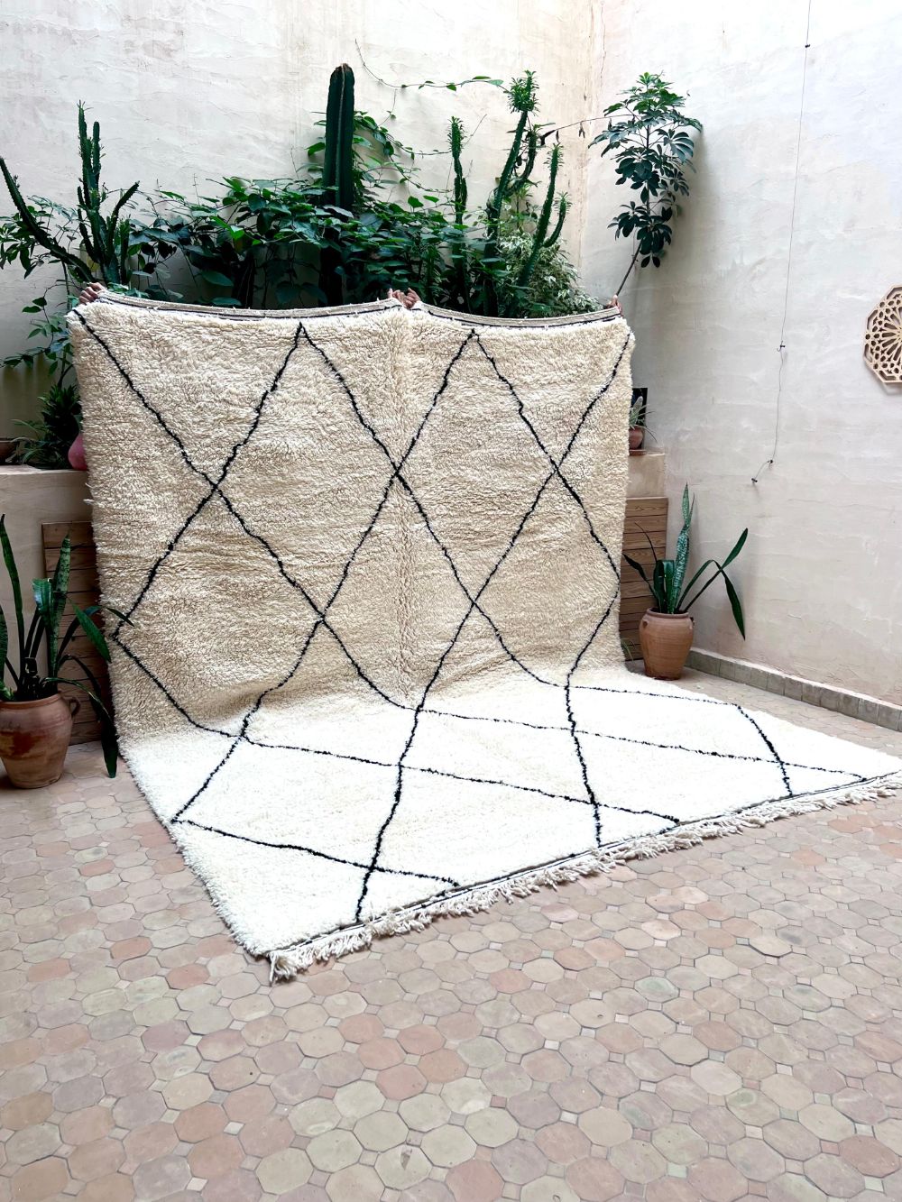 Marokkolainen Marmoucha matto 330x255cm