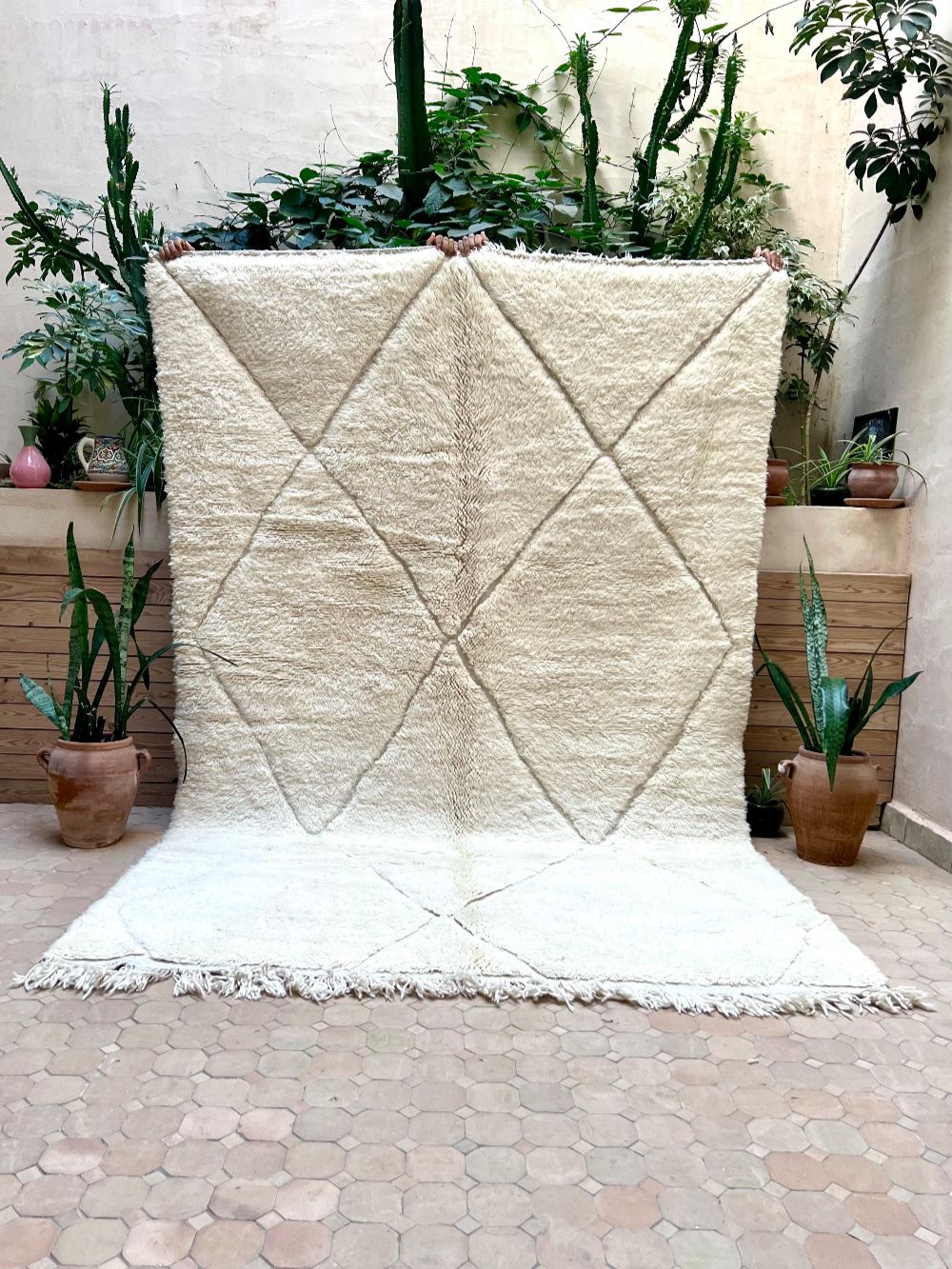 Marokkolainen valkoinen matto 290x190cm