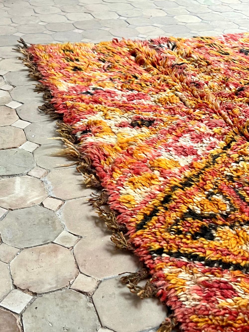 Marokkolainen vintage Beni M'Guild matto 295x210cm