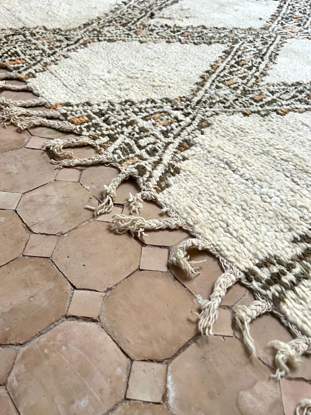 Moroccan Vintage Marmoucha Rug 245x200cm