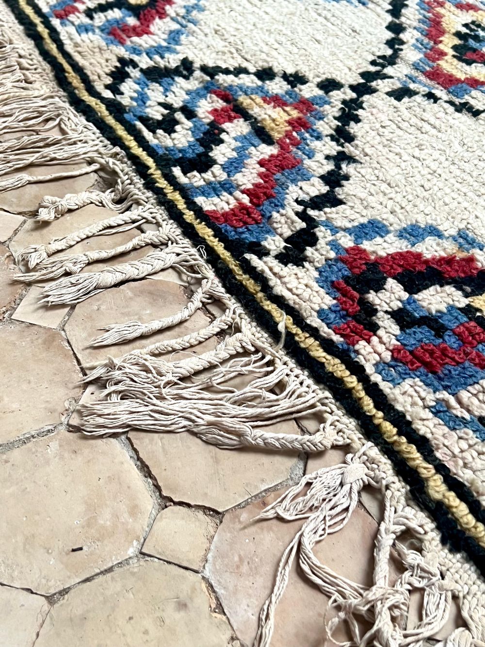 Moroccan Vintage Azilal Rug 160x110cm