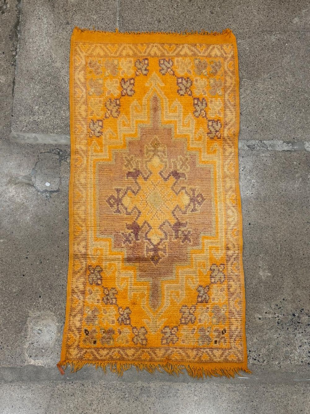 Nata : Moroccan Vintage Boujaad Rug 160x95cm