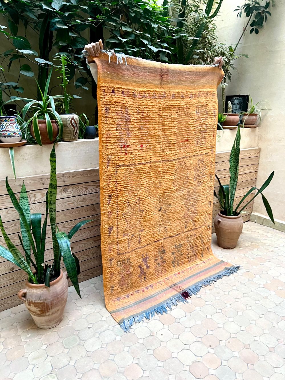 Marokkolainen vintage Boujaad matto 185x110cm