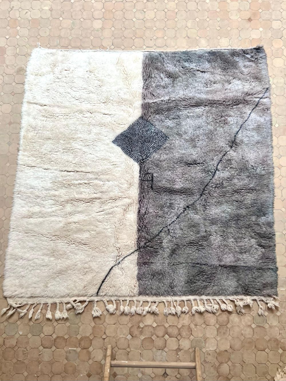 Moroccan Hanzo Rug 230x215cm