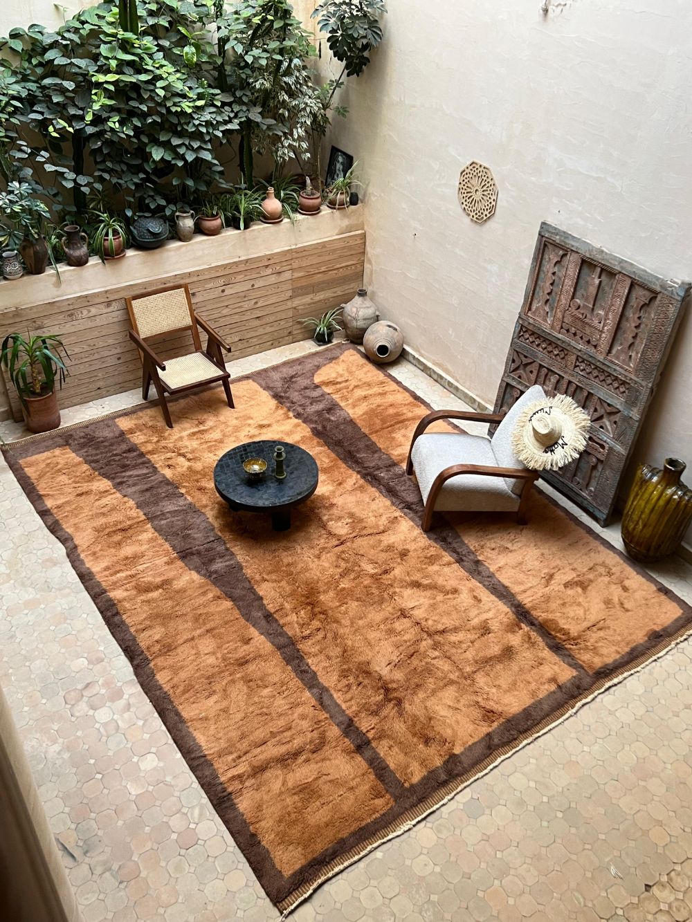 Moroccan Brown Bear Mrirt Rug 400x310cm