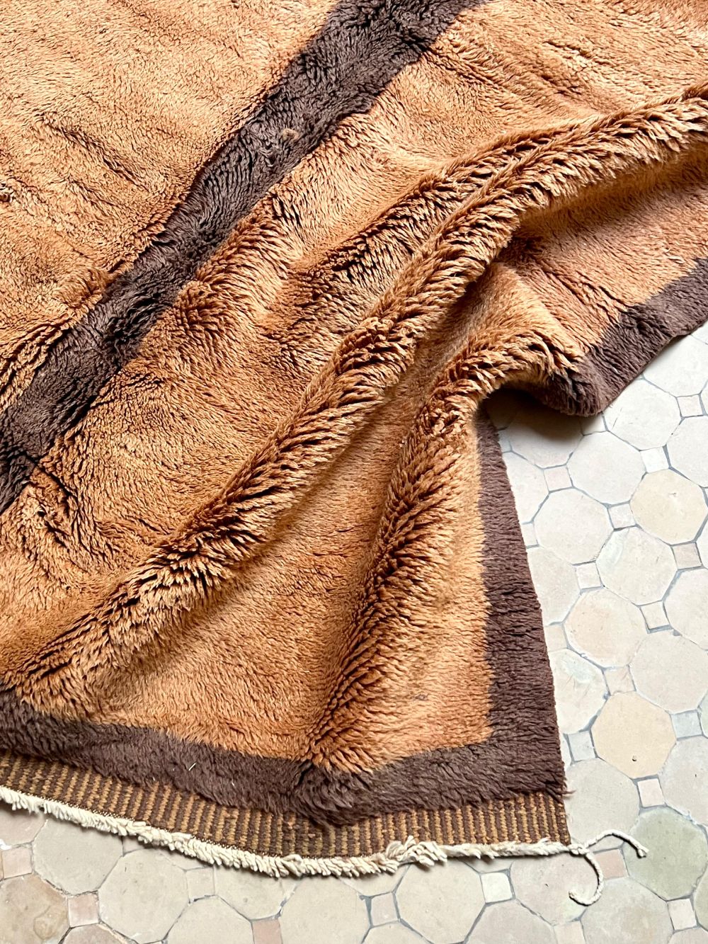 Moroccan Brown Bear Mrirt Rug 400x310cm