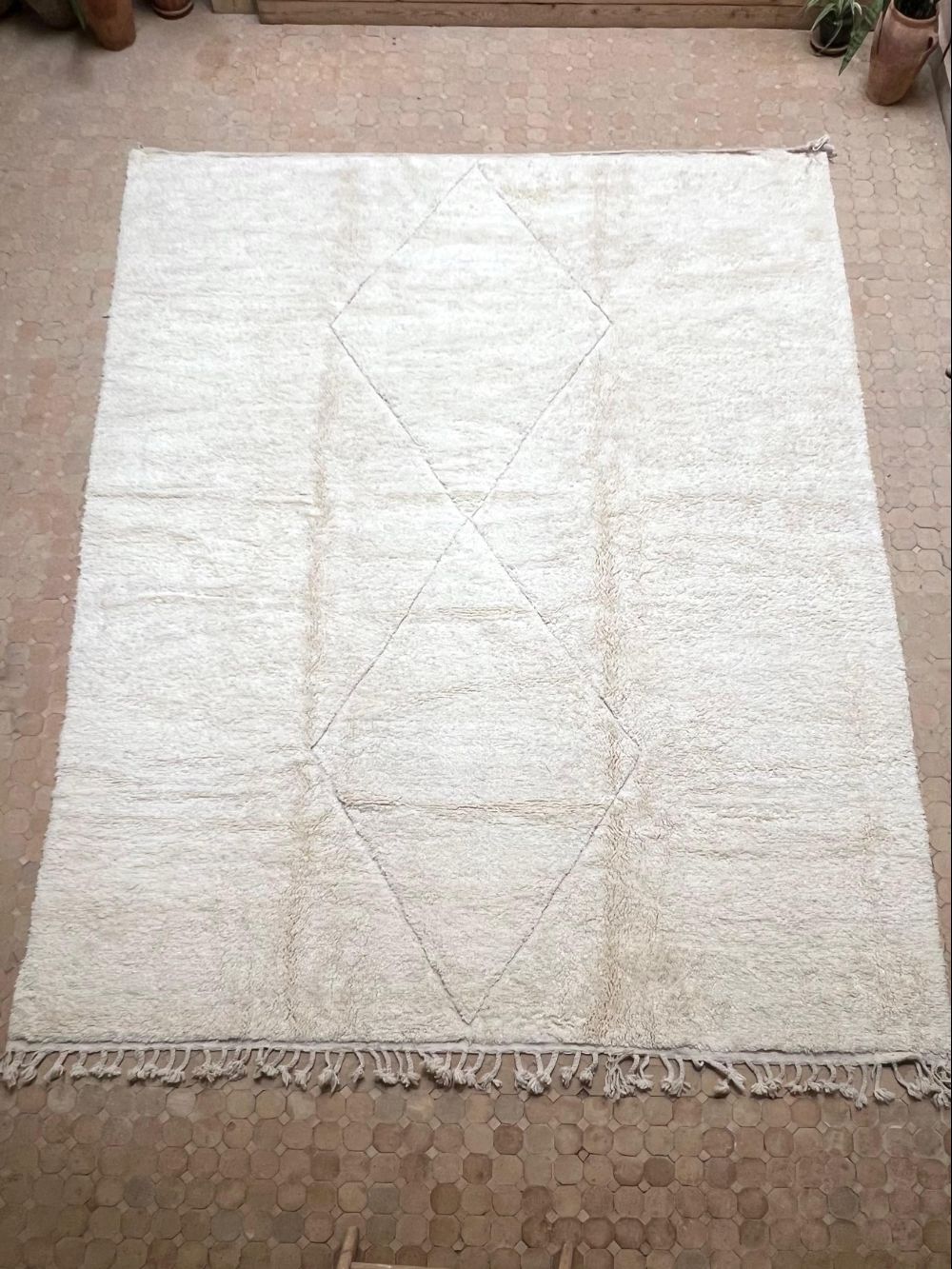 Moroccan All White Rug 405x310cm