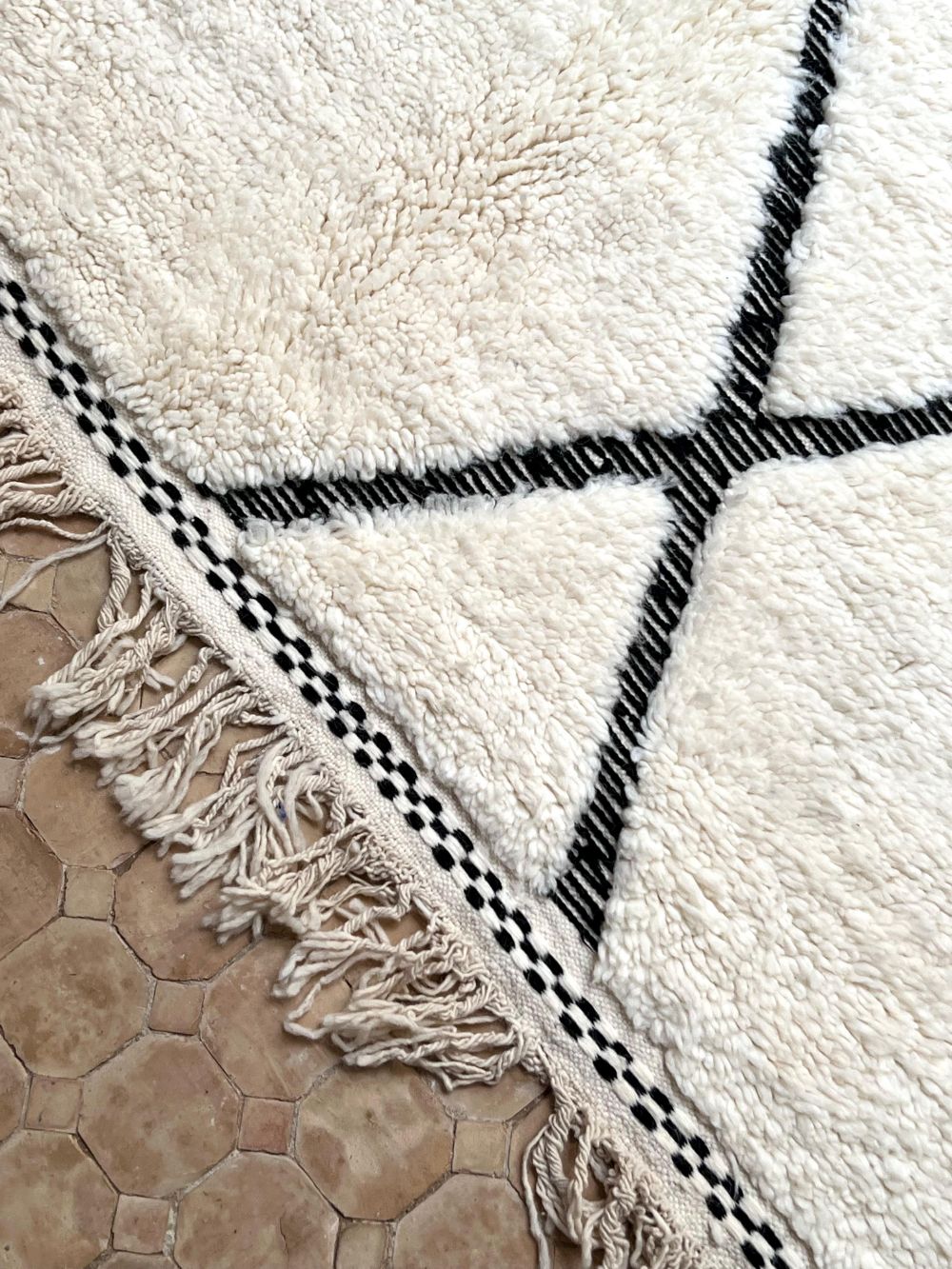 Moroccan Diamond Rug 395x305cm