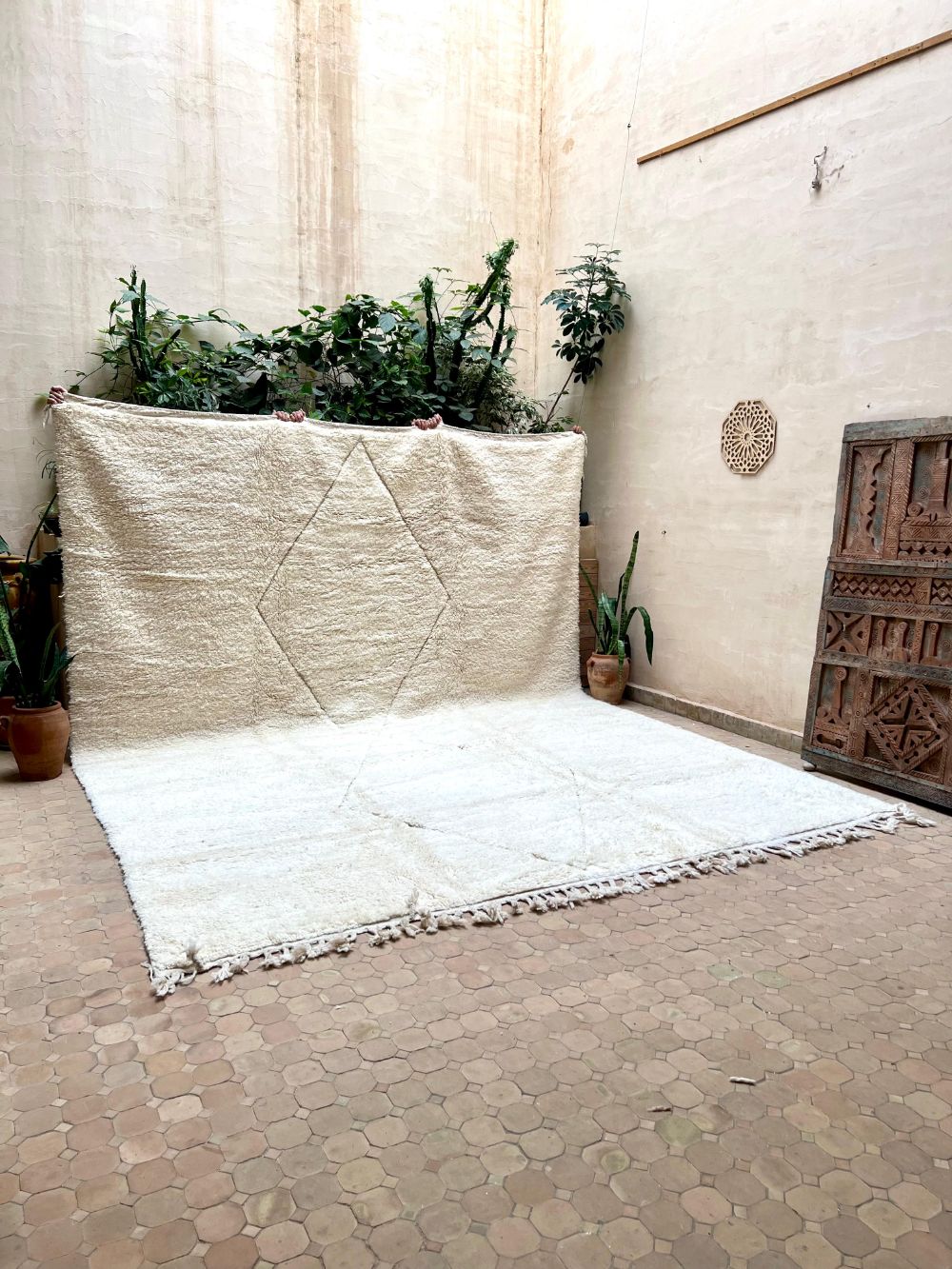 Moroccan All White Rug 405x310cm