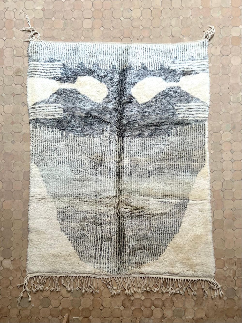 Moroccan Mrirt Rug 235x175cm