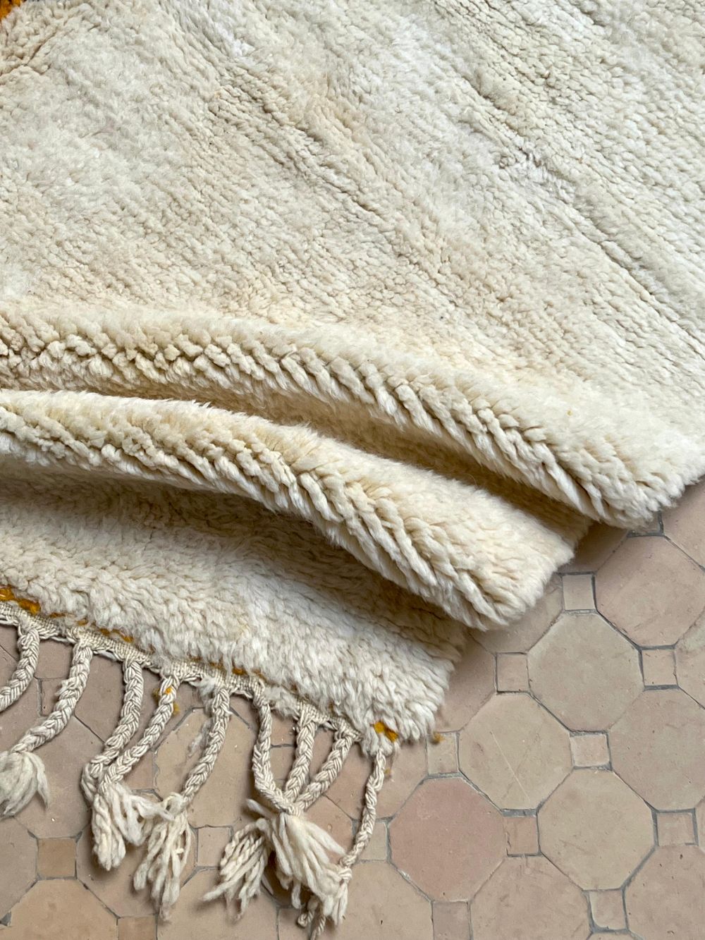 Moroccan Hanzo Rug 240x165cm