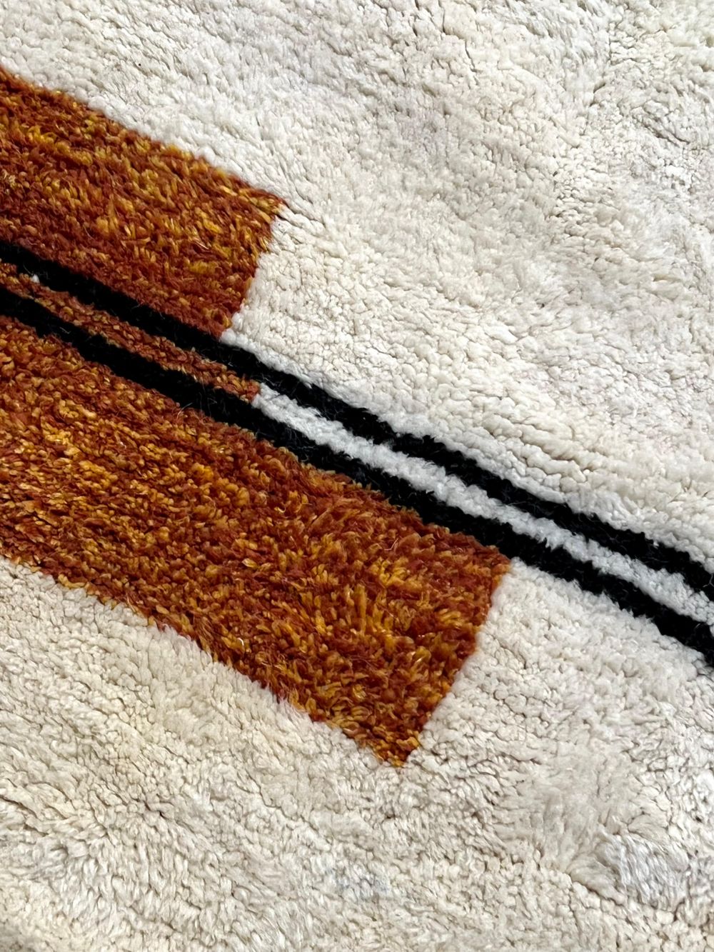 Moroccan Cat Rug 325x215cm