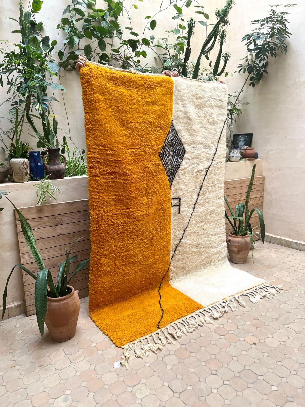 Moroccan Hanzo Rug 240x165cm