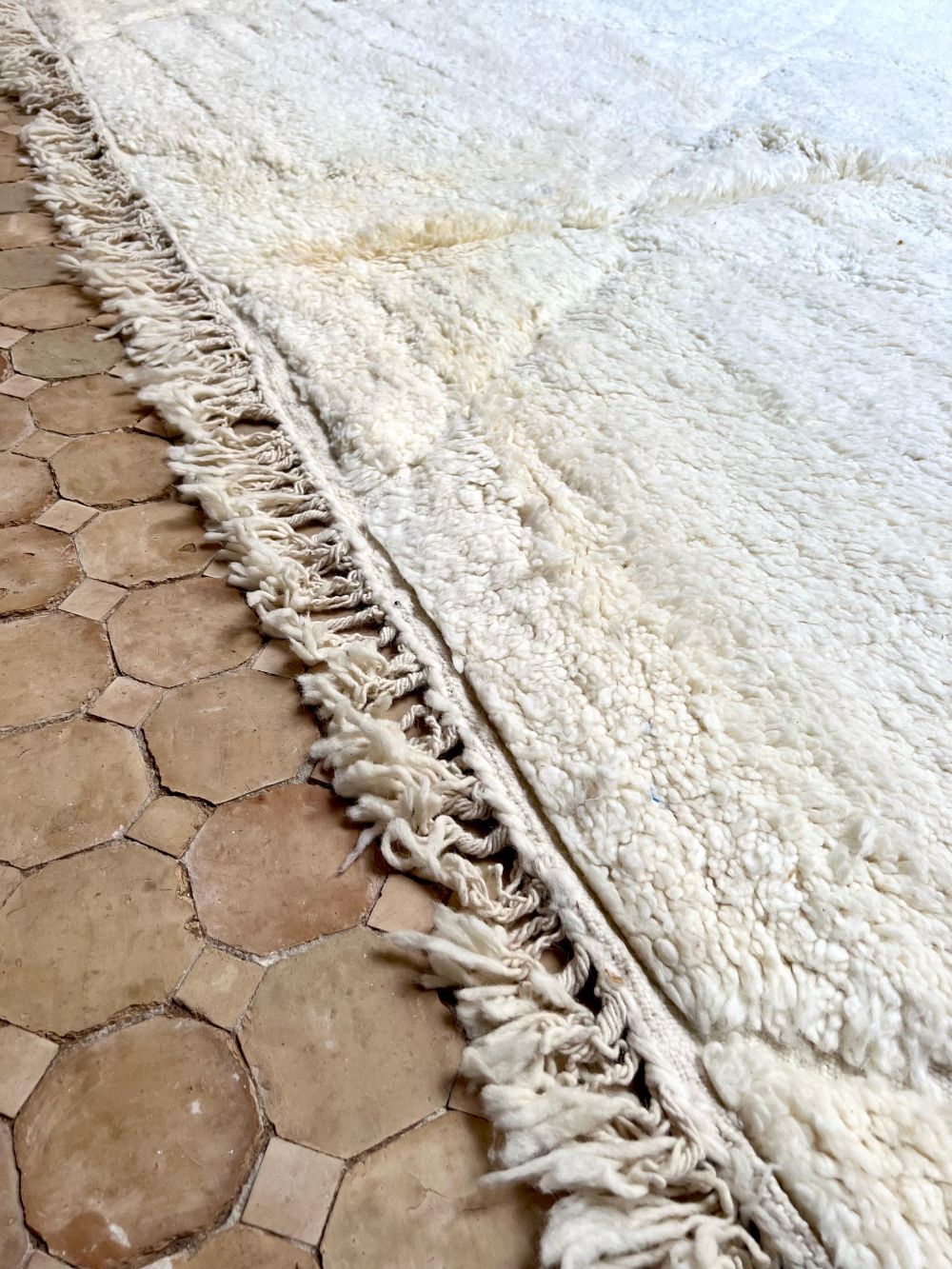 Moroccan All White Rug 340x245cm