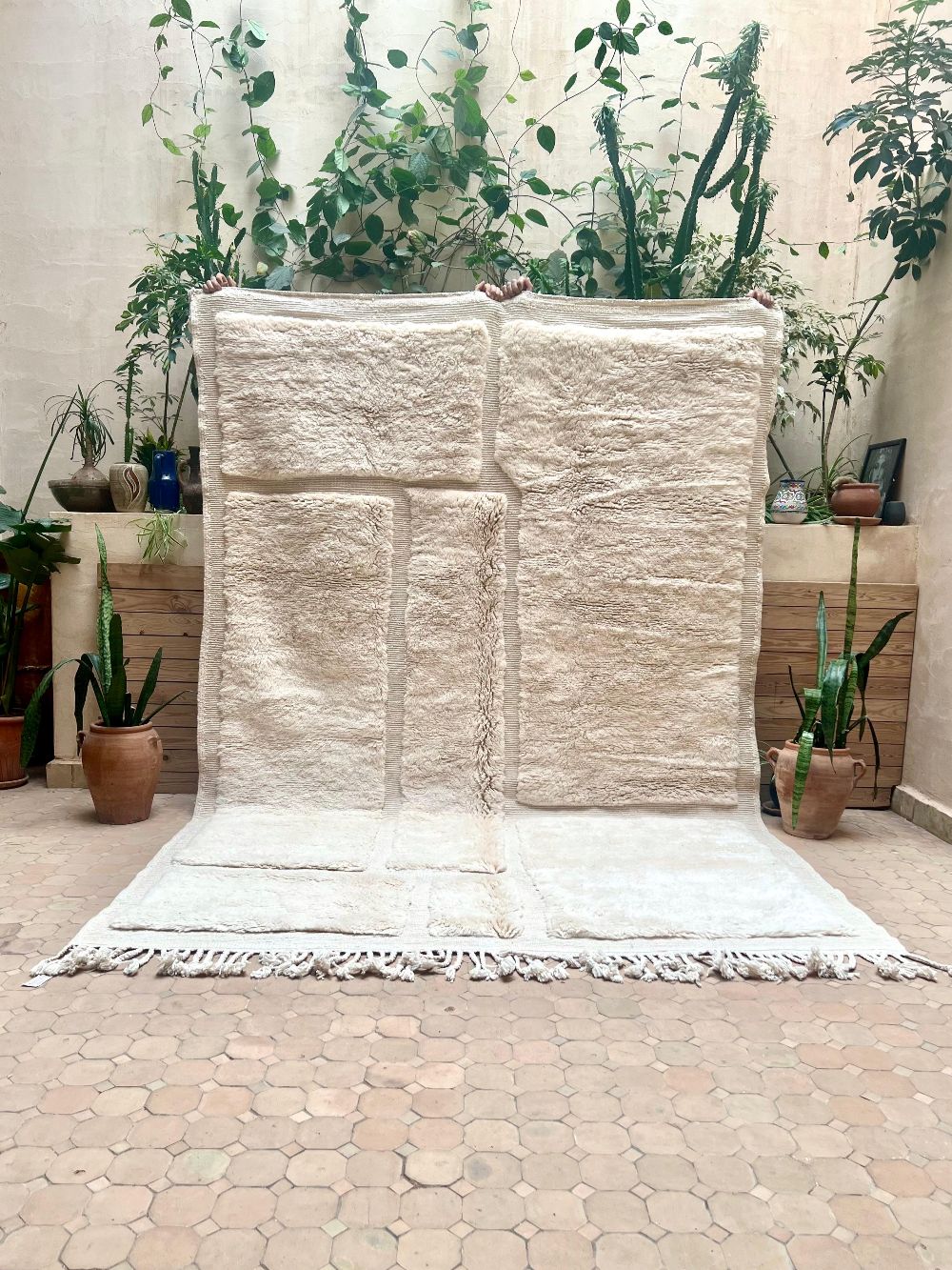 Moroccan Mrirt Rug Polar Bear 305x210cm