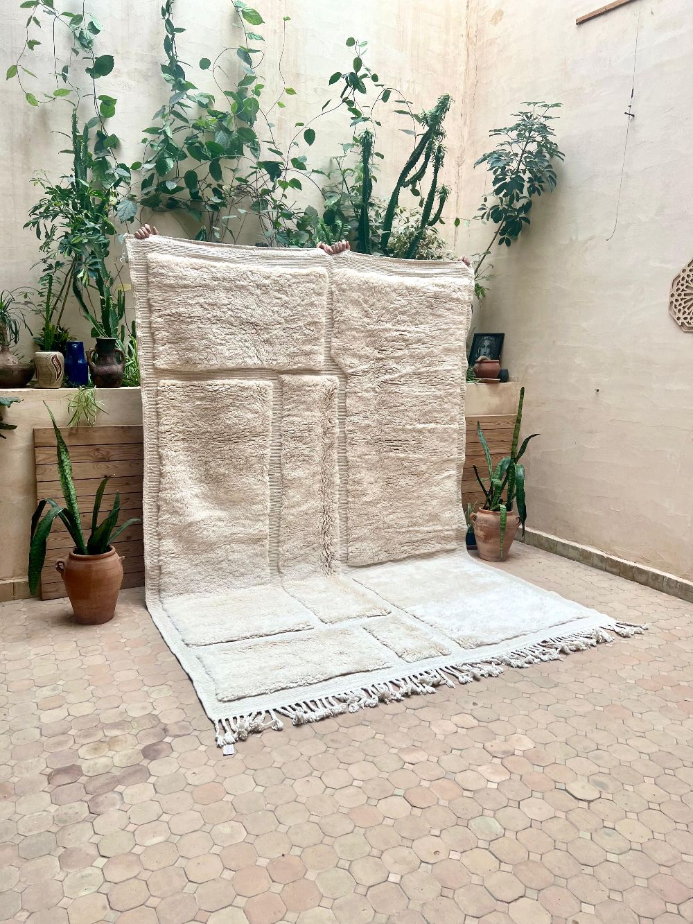 Moroccan Mrirt Rug Polar Bear 305x210cm