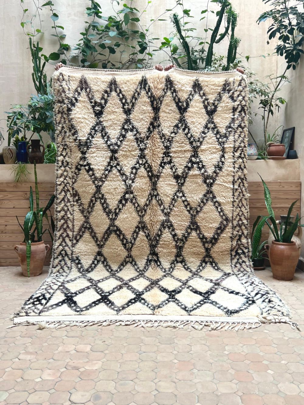 Moroccan Vintage Beni Ouarain Rug 315x195cm