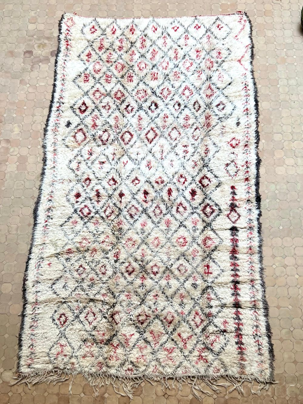 Moroccan Vintage Beni Ouarain Rug 400x210cm