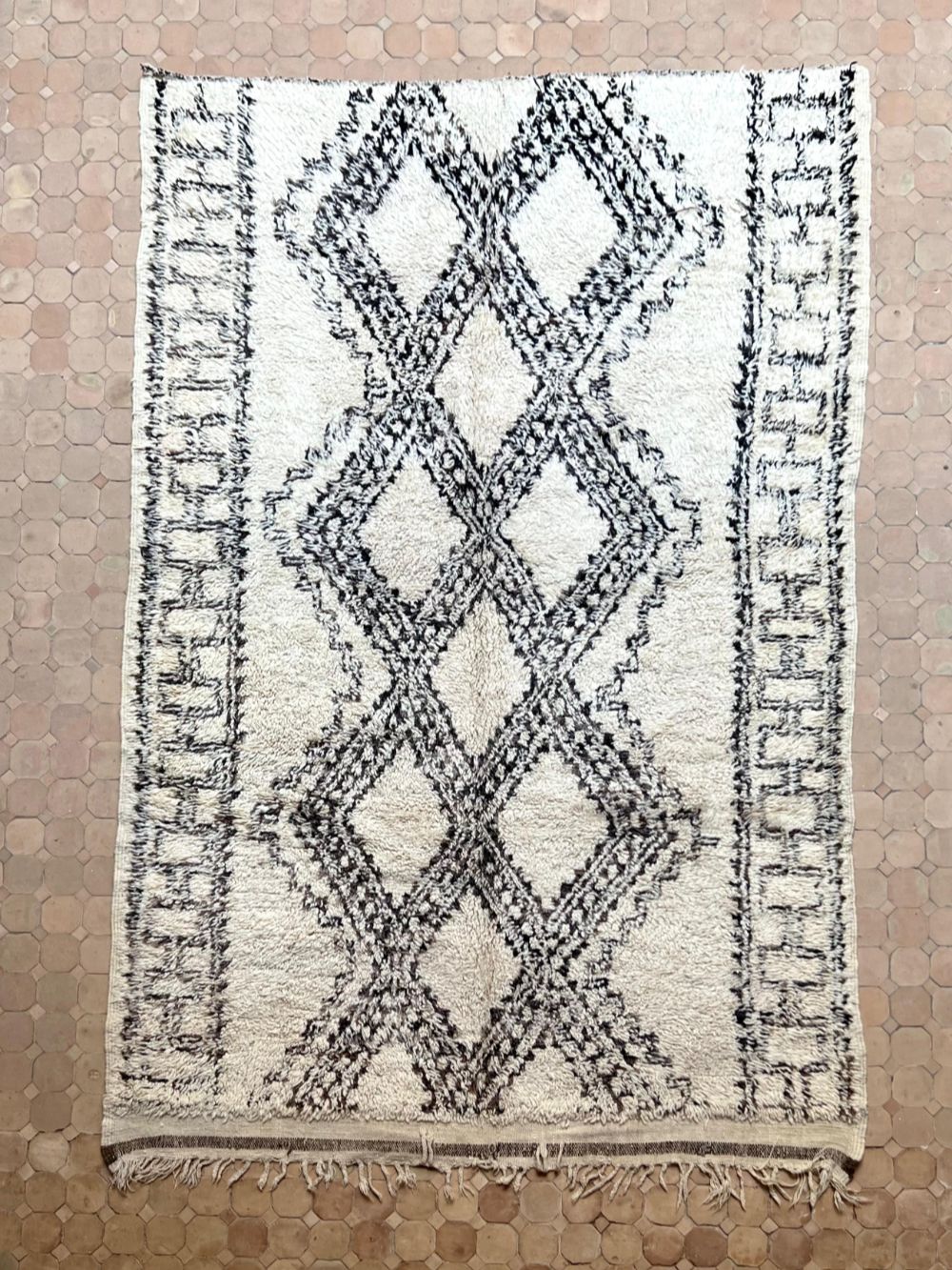 Moroccan Vintage Marmoucha Rug 280x180cm