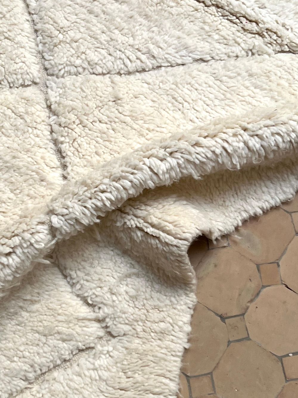 Moroccan All White Rug 285x195cm