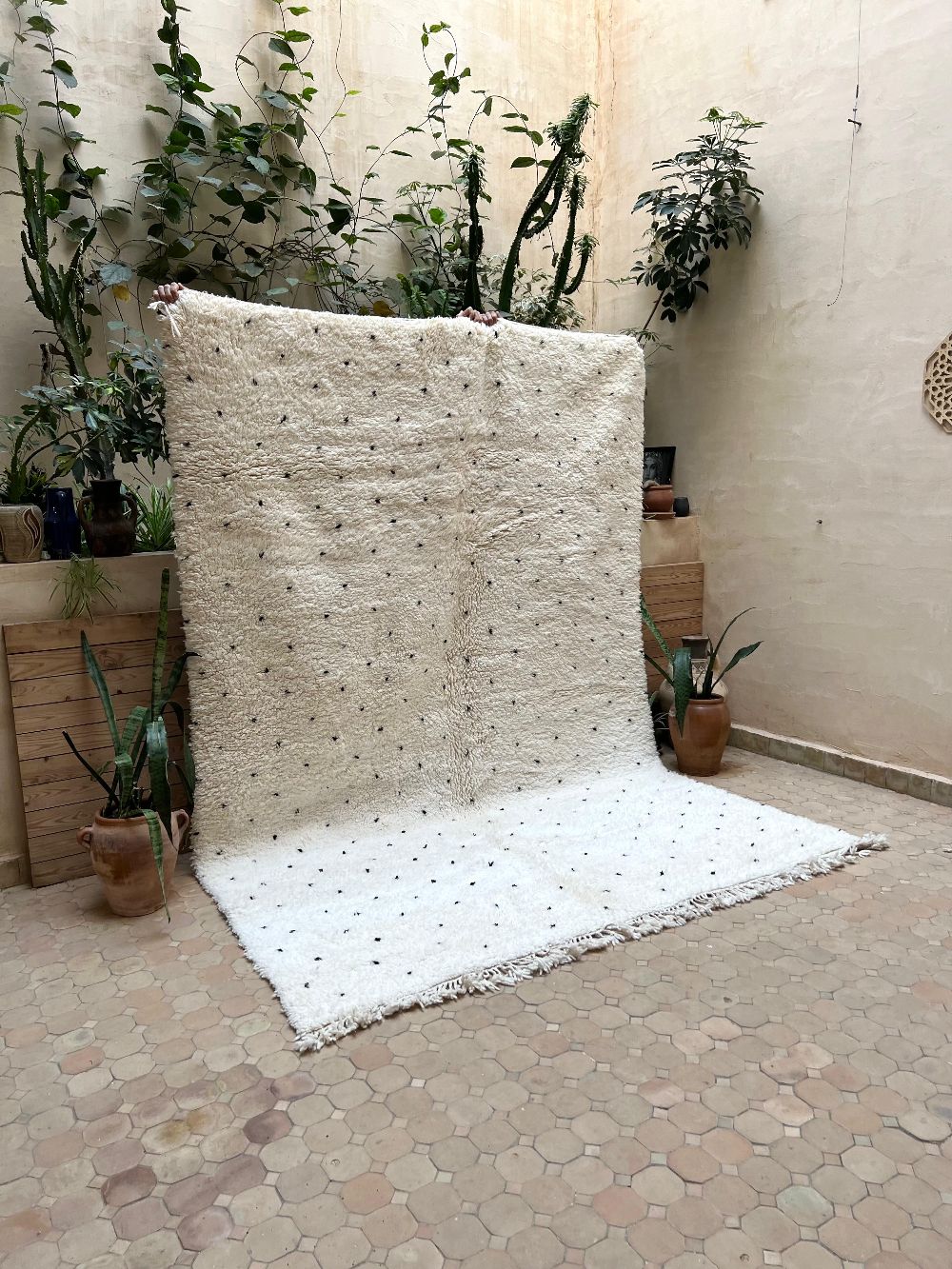 Moroccan Dotted Rug 295x210cm