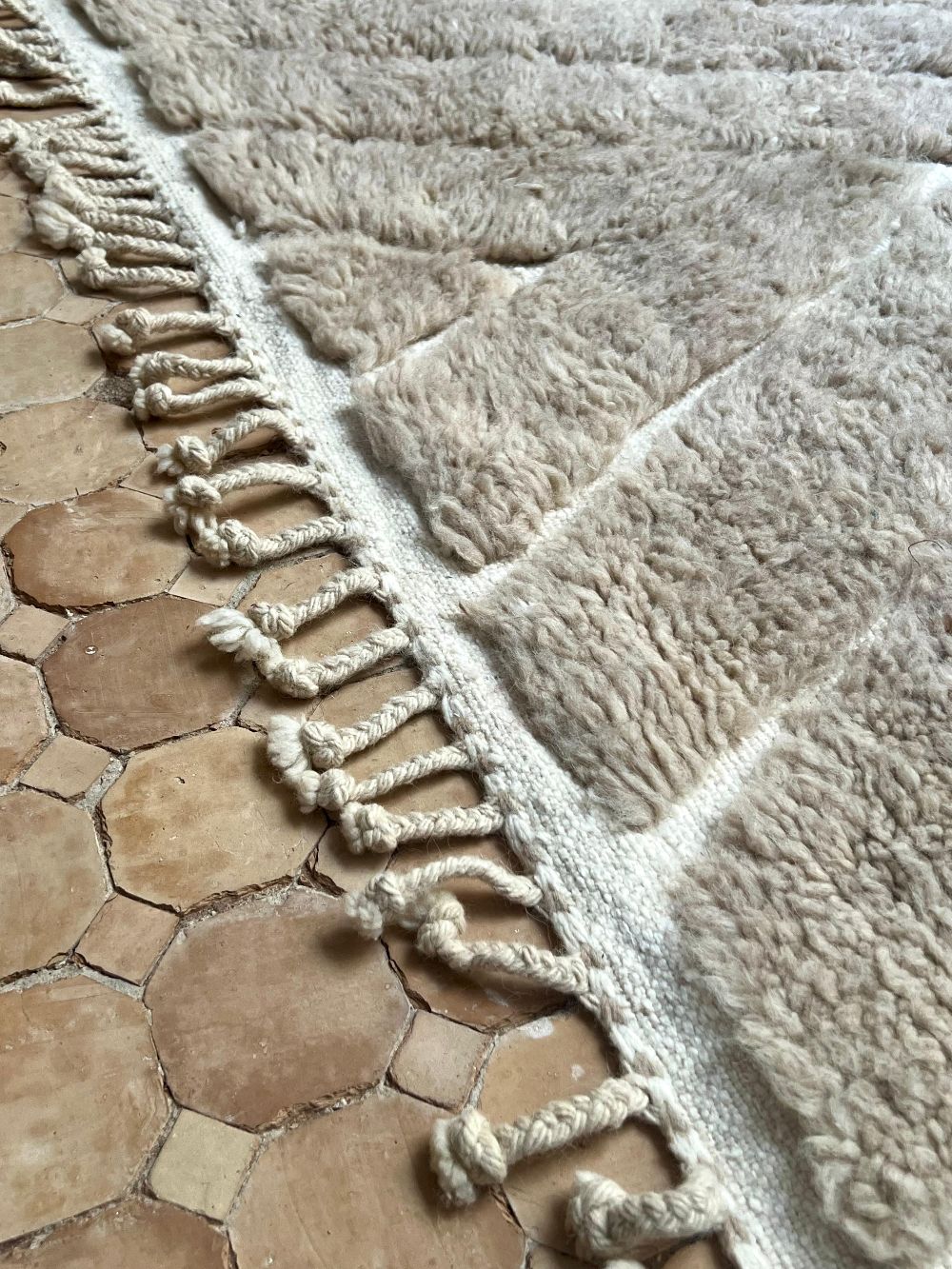 Moroccan Grey Bear Rug 270×205cm