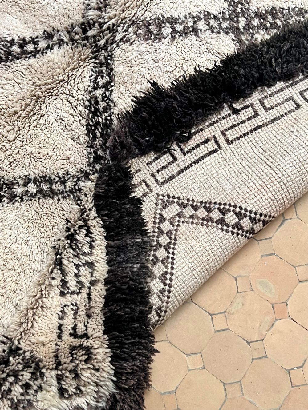 Marokkolainen vintage Beni Ouarain matto 390x200cm