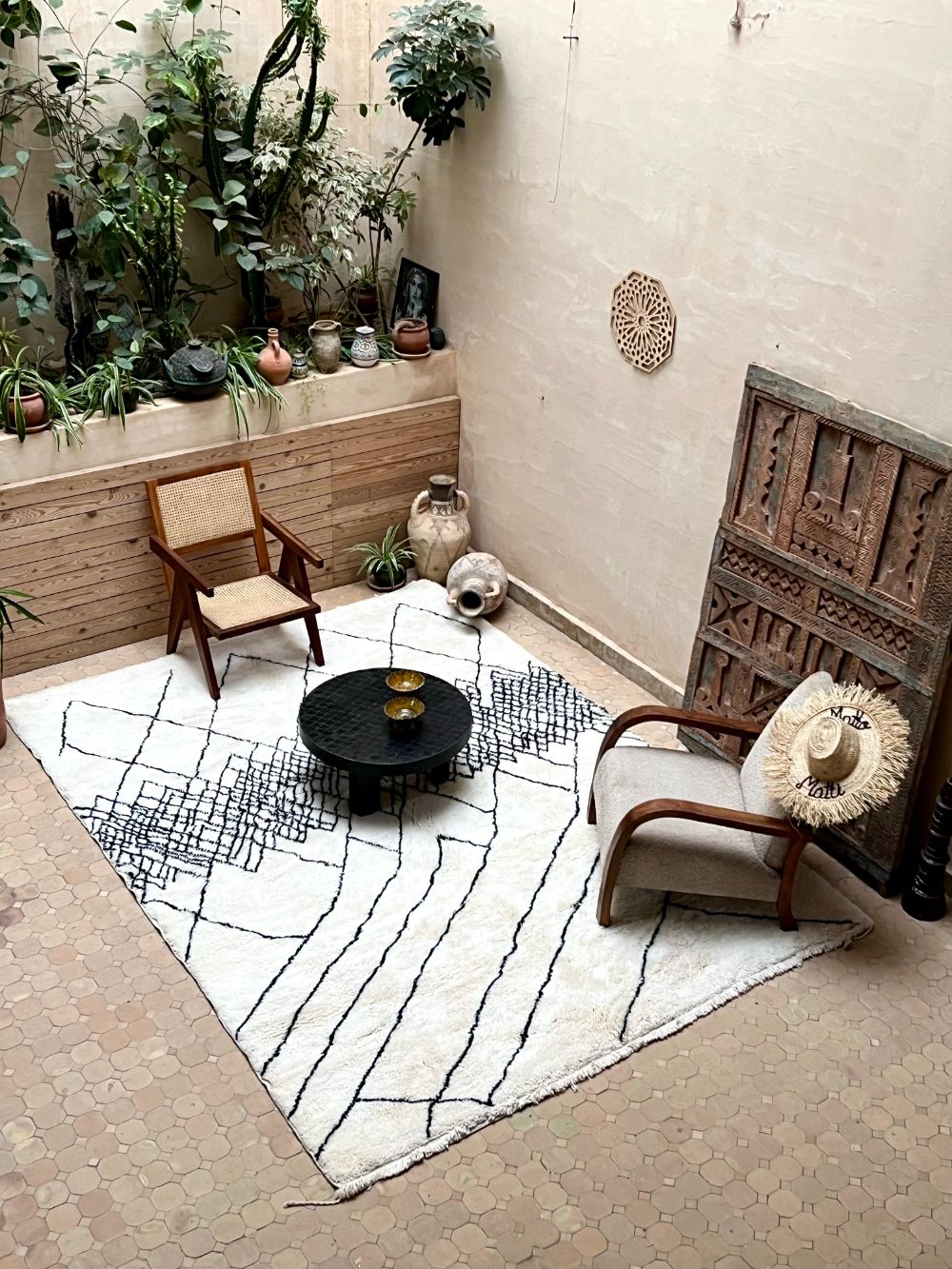 Moroccan Mrirt Rug 305x225cm