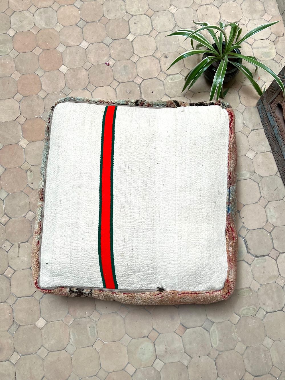 Moroccan Vintage Pouf