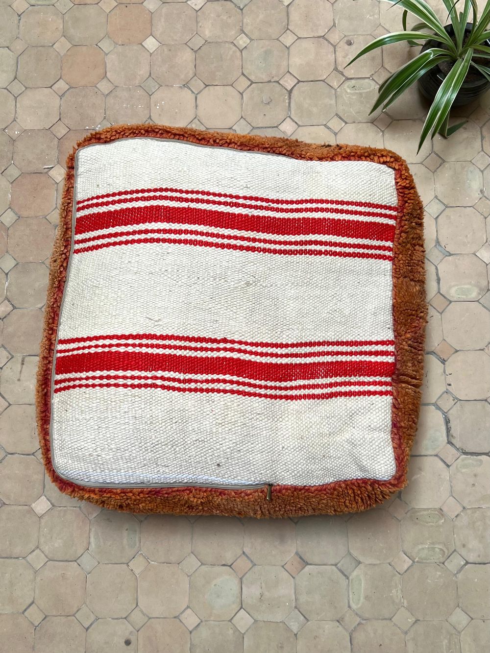 Moroccan Vintage Pouf