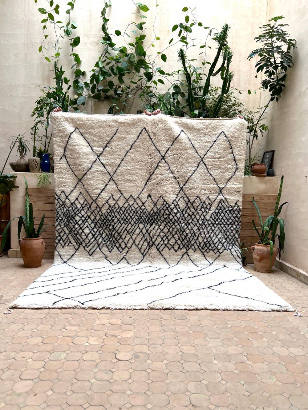 Moroccan Mrirt Rug 305x225cm