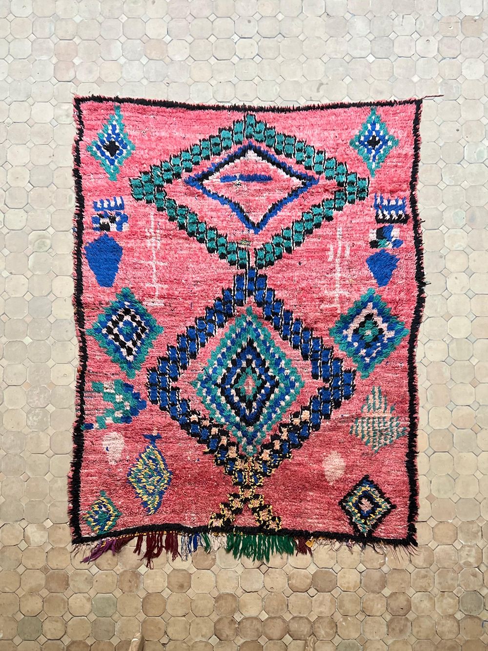 Marokkolainen vintage Azilal-matto 190x145cm