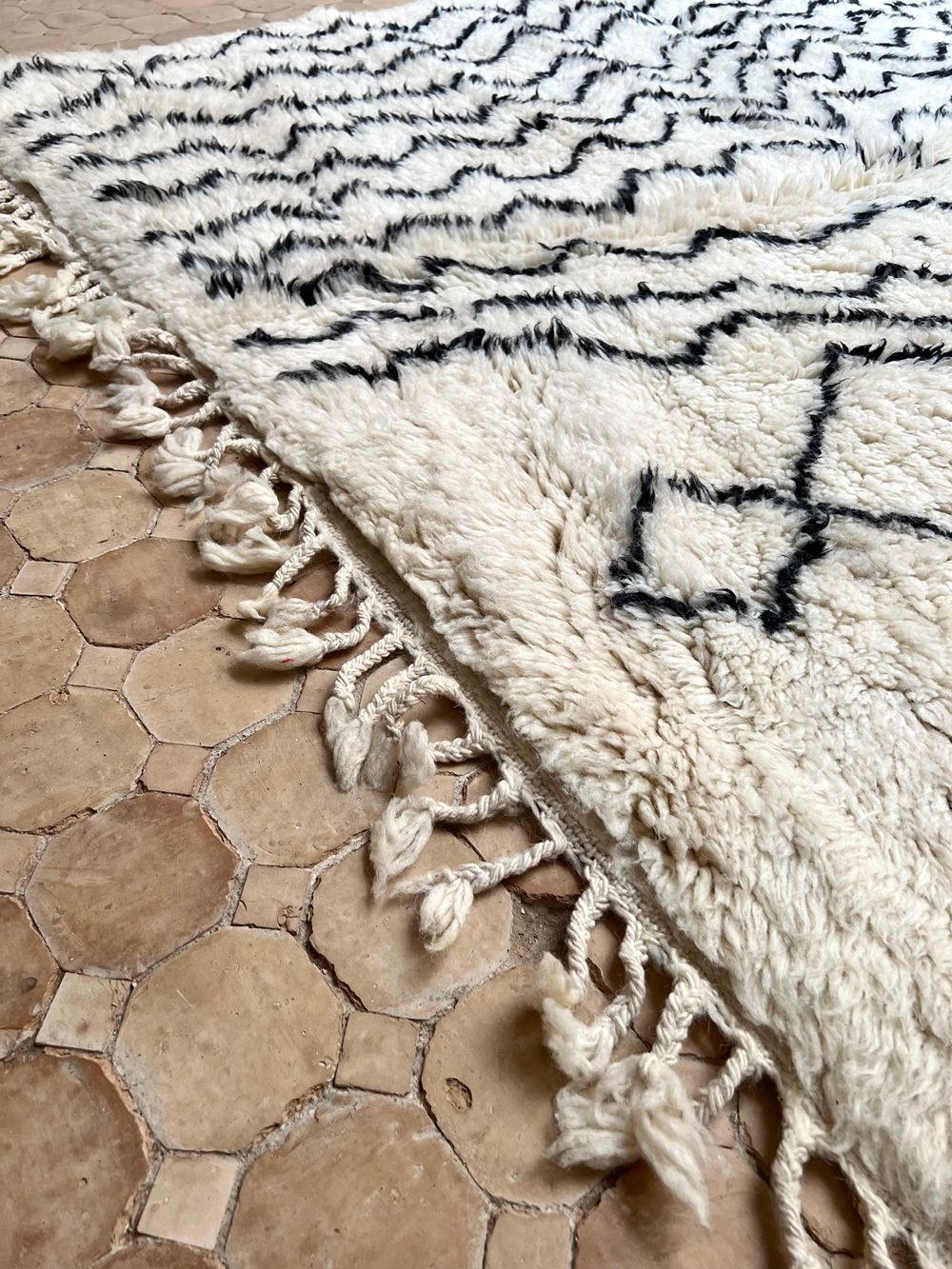Moroccan Oued Rug 270x175cm