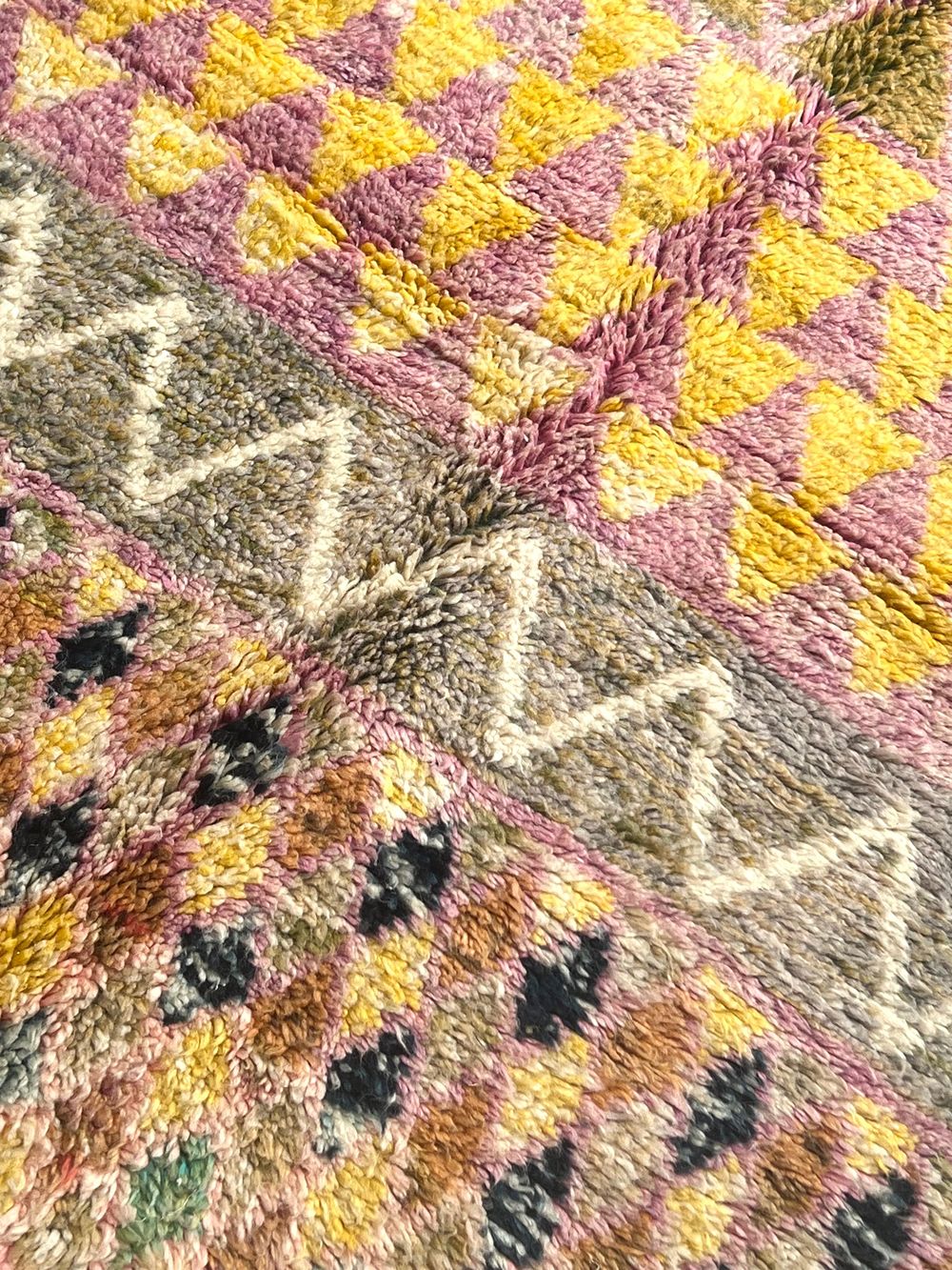 Moroccan Saghira Rug 245x165cm