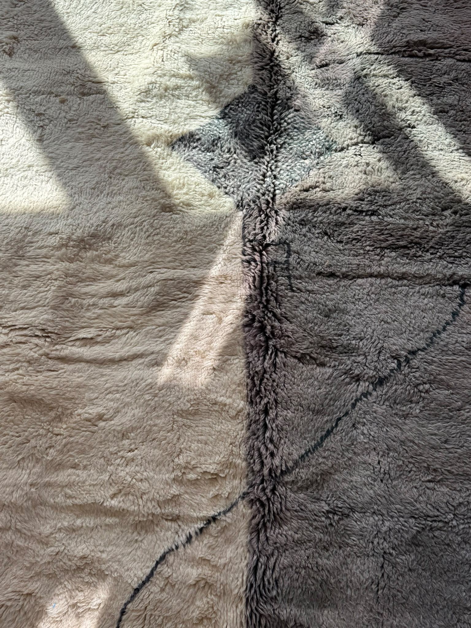 Moroccan Hanzo Rug 230x215cm